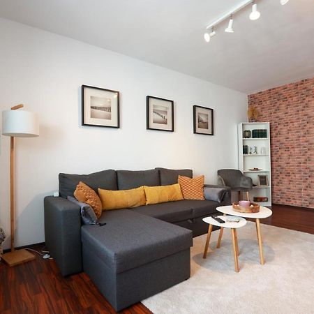 La Bloc - At The Block Apartment Bukares Bagian luar foto